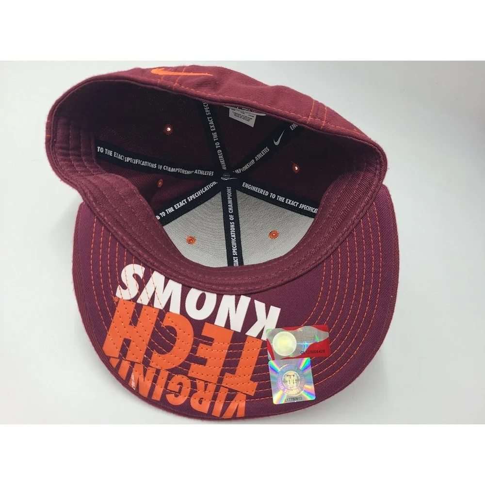Virginia Tech Hokies Nike True Dri-Fit Flex Fitted S-M Hat Cap Men NCAA Maroon‎